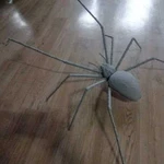 Декоративный паук из железа