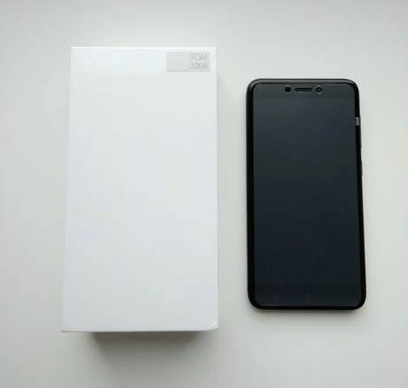 Фото Смартфон Xiaomi Redmi 4X 3-32Гб черный в Красноярске