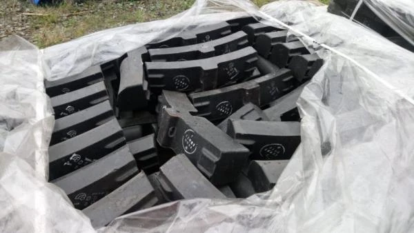 Фото Колодка тормозная вагона композиционная 25610-Н