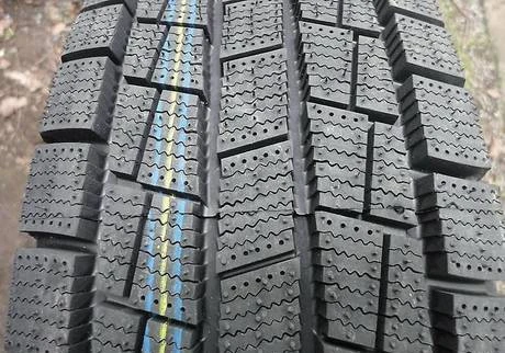 Фото Goform W705, 185/70 R14 - Шины в Чите