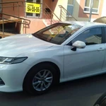 Авто на свадьбу Toyota Camry 2018 белые/черные