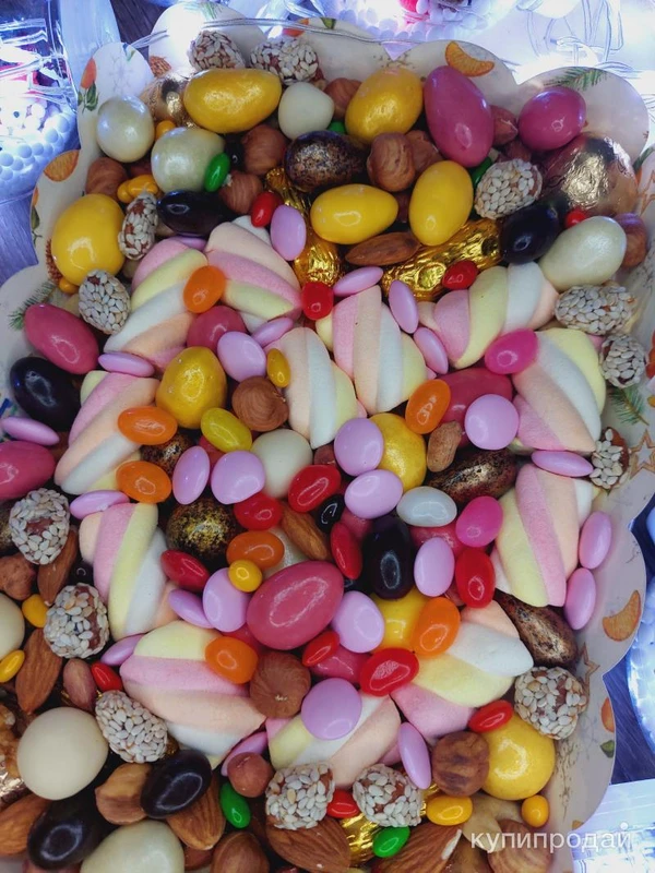 Фото Орехи, конфеты, 14 февраля, 23 февраля, 8 марта, день рождения