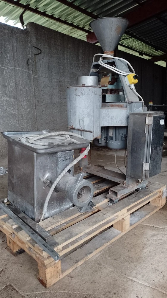 Фото мельница для специй УИМ 2