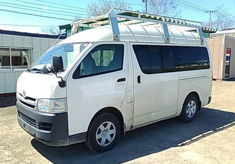 Фото Toyota Hiace Van грузопассажирский микроавтобус лестница и