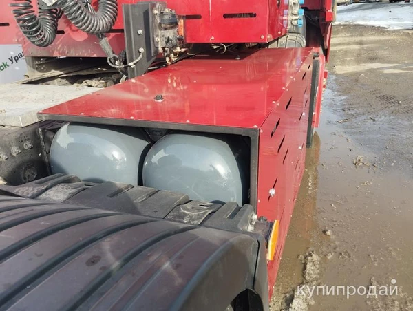 Фото Седельный тягач DAYUN КПГ(Метан) 6х4, рессора