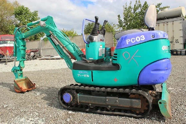 Фото Мини-экскаватор Komatsu PC-03