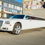 Прокат лимузина Chrysler Bently style на свадьбу