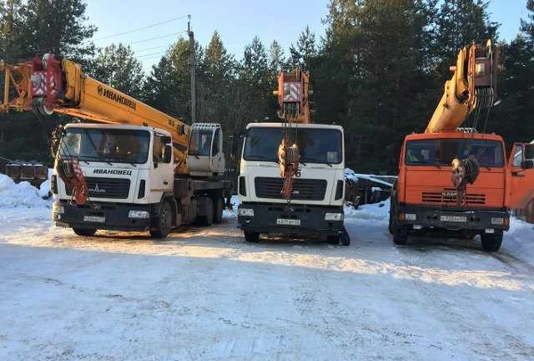 Фото Автокран 25 тонн спецтехника (стрела от 20-39 метр