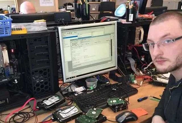 Фото Ремонт Компьютеров Ноутбуков Установка Windows