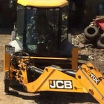 Экскаватор-погрузчик JCB