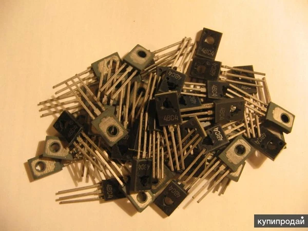 Транзисторы КТ814В 50 штук