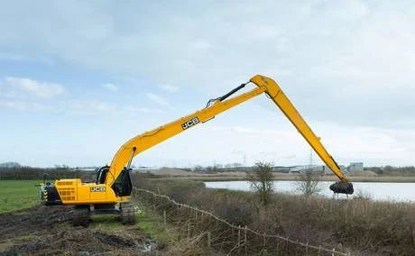 Фото Стрела Long Reach для JCB 330