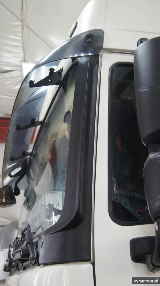 Фото Грязеотсекатель дефлектор ветровик DAF даф 105 95