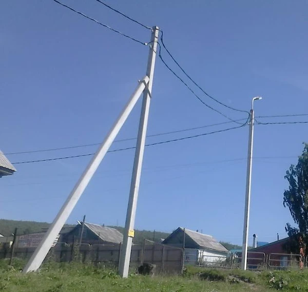 Фото монтаж опор лэп жб столбов освещения 