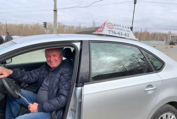 Фото Инструктор по вождению автомобиля