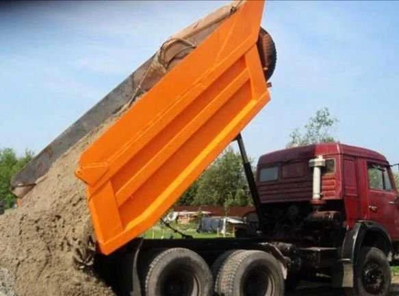 Фото Доставка всех видов сыпучих грузов: пгс, Опгс, пес