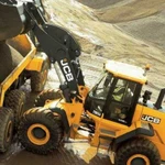 Услуги самосвалов и экскаватора погрузчика JCB