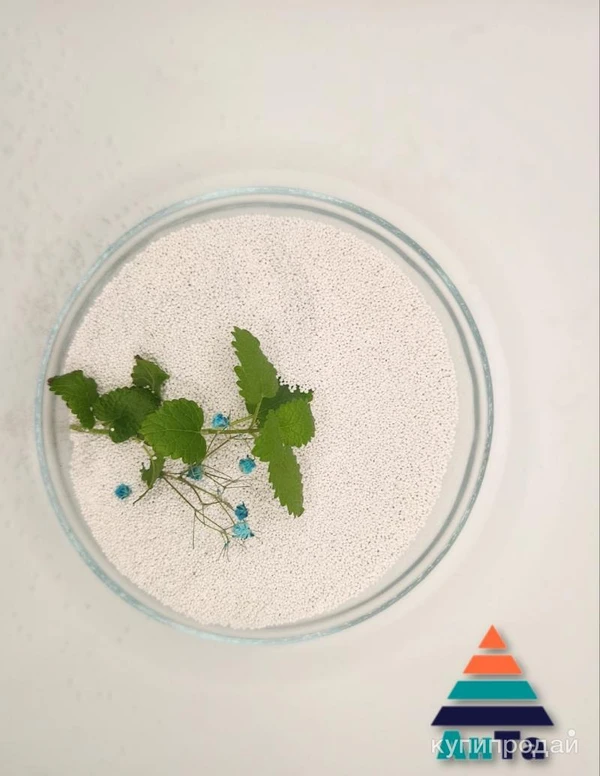 Фото Силикагель для флористики влагоемкий 1-2 мм, гранулы круглые.