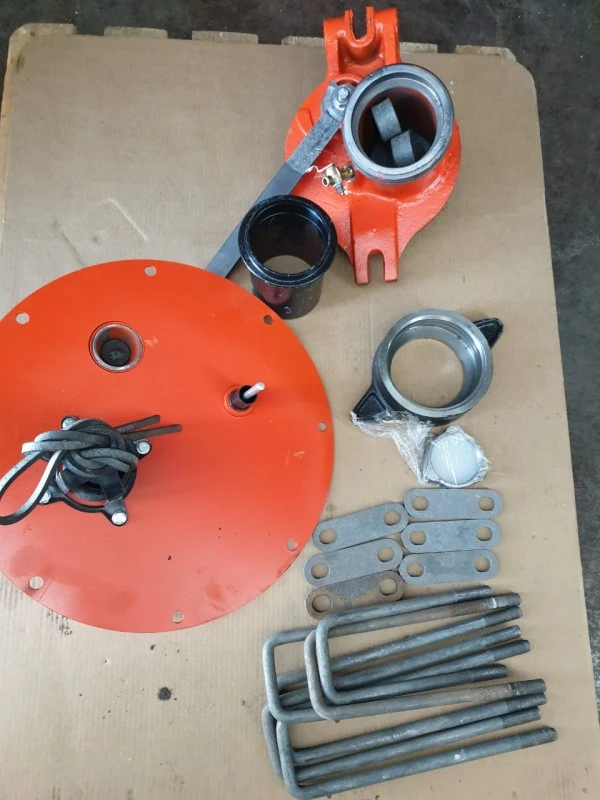 Лючок приемный АНМ 53-07.00.000-02 Z (задняя задвижка)