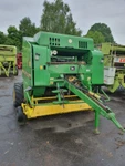 фото Пресс-подборщик John Deere 575