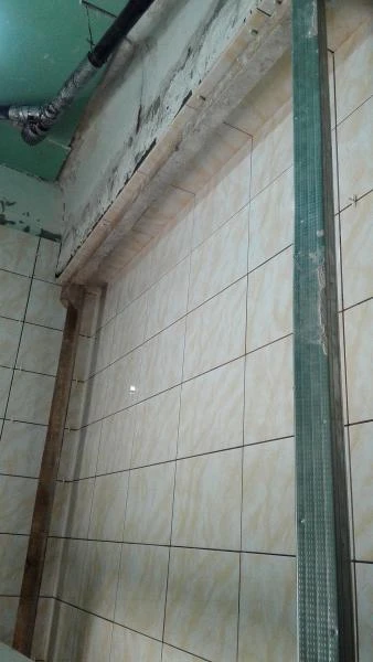 Фото Плиточник