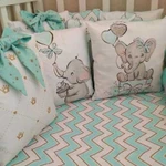 Бортики в кроватку