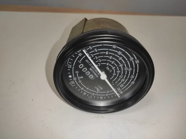 Информации об оборотах заднего ВОМ МТЗ