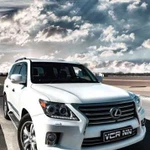 Аренда/Прокат Lexus LX 570 без водителя