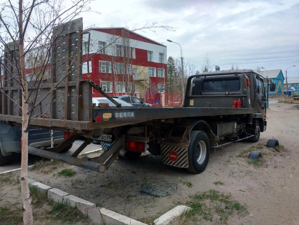 Фото Автоэвакуатор ''Японец''