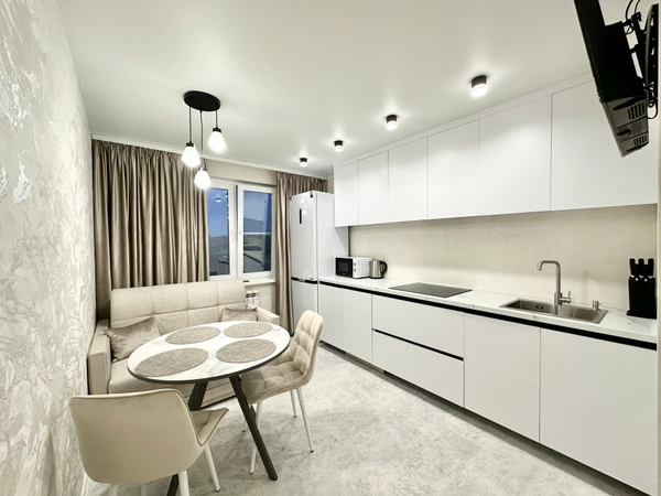 Фото Просторные апартаменты в центре города