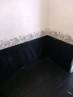Фото Плиточник