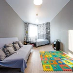 Продаётся 2х комн квартира расположена Ул. Леонида Лаврова 4 жк Империал