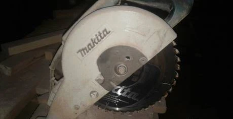 Фото Торцовочная пила Makita LS 1040