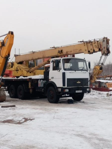 Фото Аренда Автокрана стрела 28 метров 25 тонн