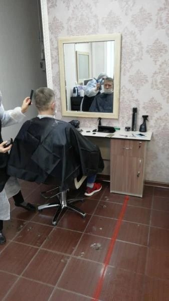 Фото Аренда парикмахерского кресла и кабинета ногтевого сервиса
