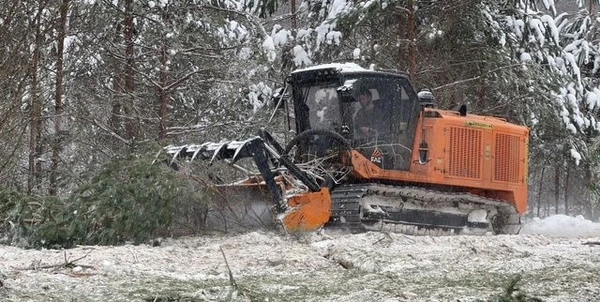 Фото Услуги гусеничного с широкой гусянкой мульчера