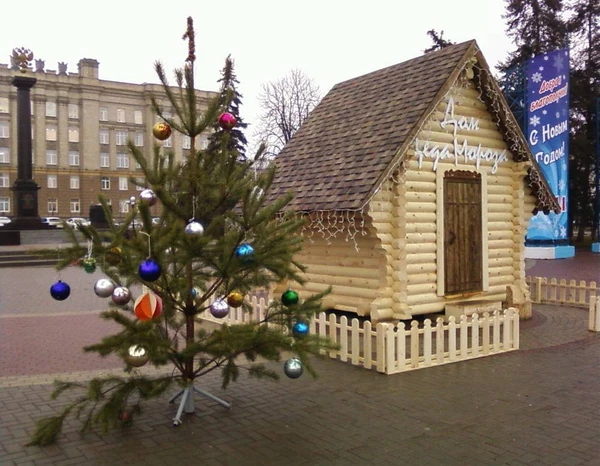 Фото Домики и бани из оцилиндрованного бревна.