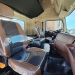 Фото №4 Седельный тягач HINO YC4180SH1UG6 колесной формулы 4х2