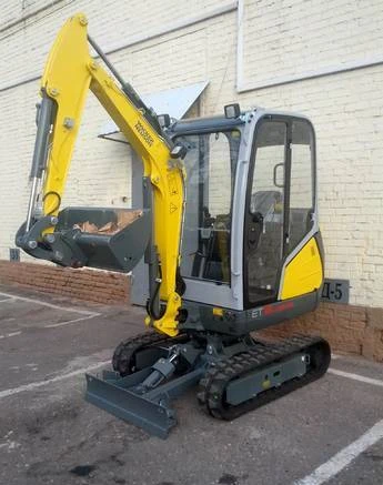 Фото Экскаватор гусеничный Wacker Neuson ЕТ18