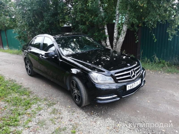 Фото Mercedes C-класс, 2013, состояние 4+, черный металик