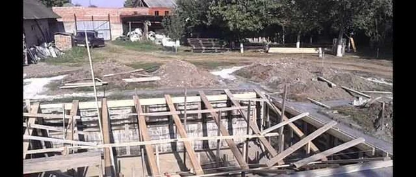 Фото Заливаем фундамент