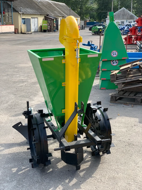 Фото Картофелесажалка 1-рядная СКН-90/1 D-pol