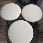 Фото №2 Табуретки для кухни,3 шт.,б/у...