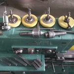 Фото №3 СТАНОК токарный TOS SV-18RA (збруевка) из НИИ с ЛЮНЕТАМИ и ОСНАСТКОЙ