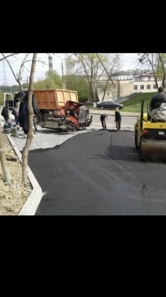 Фото Укладка асфальта асфальтирование дорог 