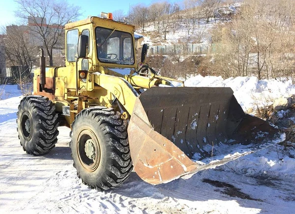 Фото Фронтальный погрузчик Komatsu во Владивостоке