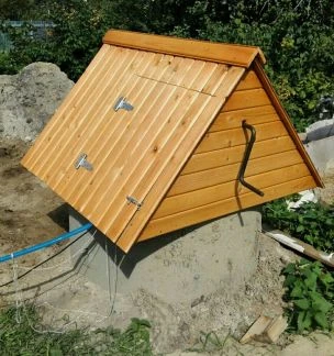 Фото Домик для колодца