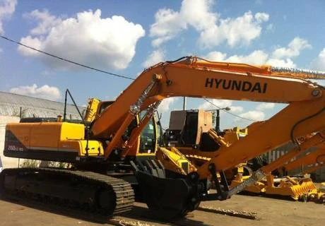 Фото Экскаватор гусеничный Hyundai R260LC-9S