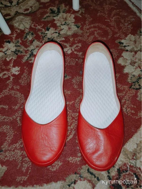 Фото Красные балетки кожаные 36 размер новые