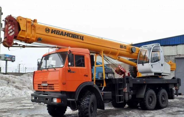 Фото Услуги автокрана Ивановец 25 тонн 31 метр
